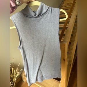 Banana Republic Gray Sleeveless Turtleneck